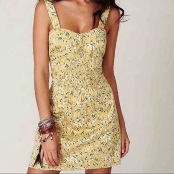 Free People Dresses & Skirts - FREE PEOPLE Dandelion Yellow Mini Dress With Pockets Sleeveless Size Small